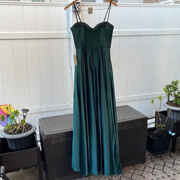 B.Darlin - Juniors' Pleated-Bodice High-Slit Evening Gown - Hunter Green  7/8 - Picture 13 of 17